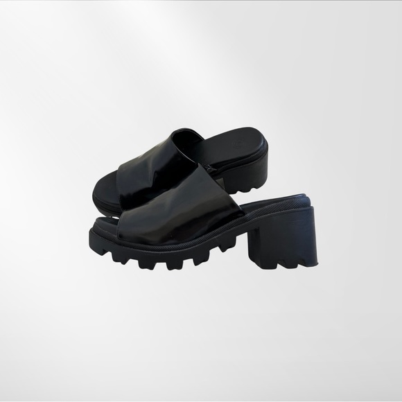 Chunky Platform Mule Sandal - Picture 5 of 10